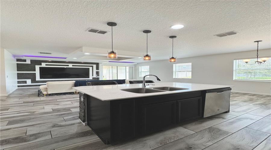 DAVENPORT, Florida 33897, 4 Bedrooms Bedrooms, ,3 BathroomsBathrooms,Residential,For Sale,TRINITY RIDGE,0,MFRO6159251