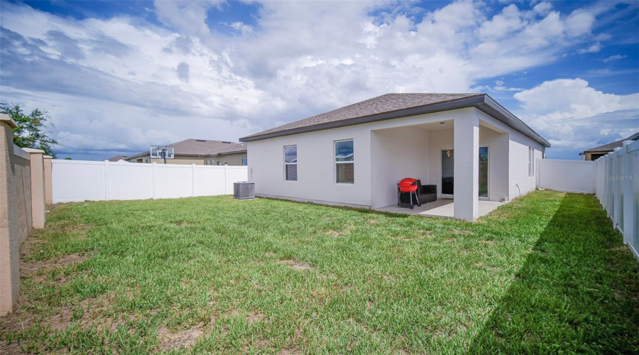 Davenport, Florida 33837, 3 Bedrooms Bedrooms, ,2 Bathroomsbathrooms,Residential,For Sale,Orchid Grove,Mfrs5095508