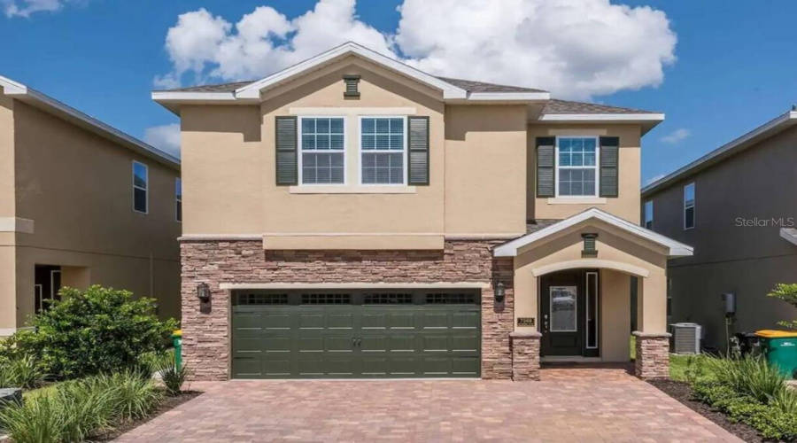 Kissimmee, Florida 34747, 8 Bedrooms Bedrooms, ,7 Bathroomsbathrooms,Residential,For Sale,Marker,Mfro6287632