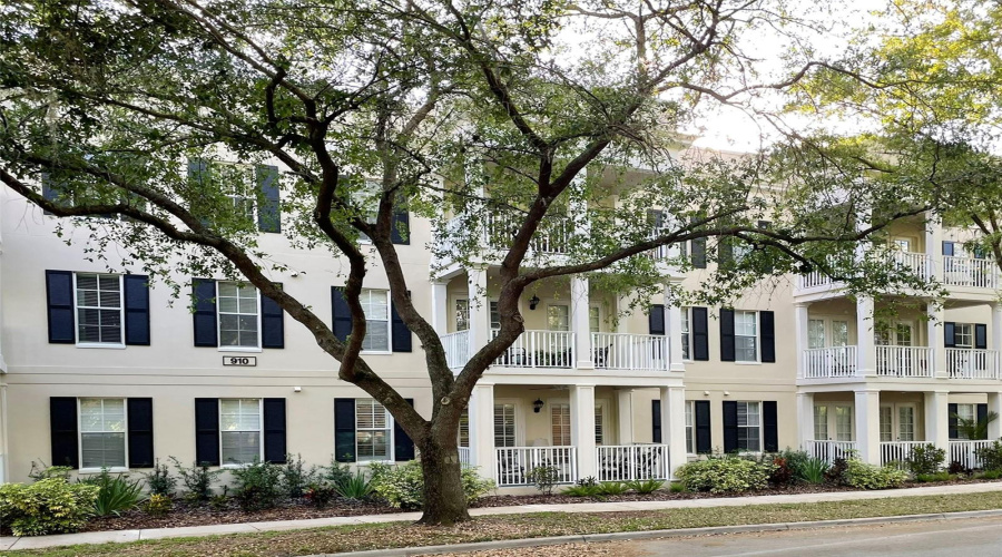 Celebration, Florida 34747, 3 Bedrooms Bedrooms, ,2 Bathroomsbathrooms,Residential,For Sale,Spring Park,Mfrs5122357