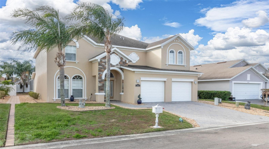 Davenport, Florida 33837, 5 Bedrooms Bedrooms, ,3 Bathroomsbathrooms,Residential,For Sale,Sand Hill Point,Mfrs5121860