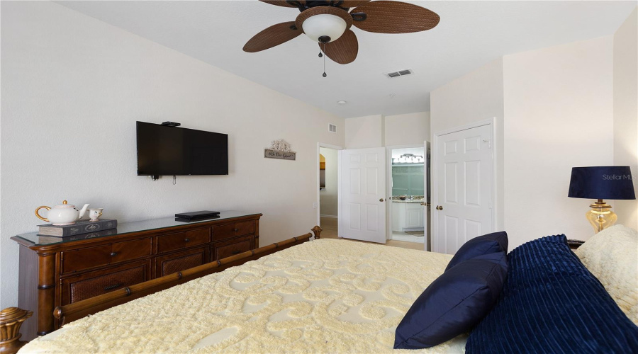 Kissimmee, Florida 34747, 3 Bedrooms Bedrooms, ,2 Bathroomsbathrooms,Residential,For Sale,Almaton,Mfro6288278