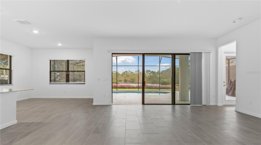 Davenport, Florida 33837, 5 Bedrooms Bedrooms, ,5 Bathroomsbathrooms,Residential,For Sale,Butterfly Orchid,Mfro6288733