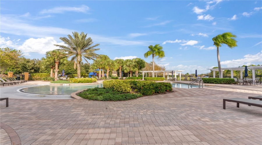 Davenport, Florida 33837, 5 Bedrooms Bedrooms, ,5 Bathroomsbathrooms,Residential,For Sale,Butterfly Orchid,Mfro6288733