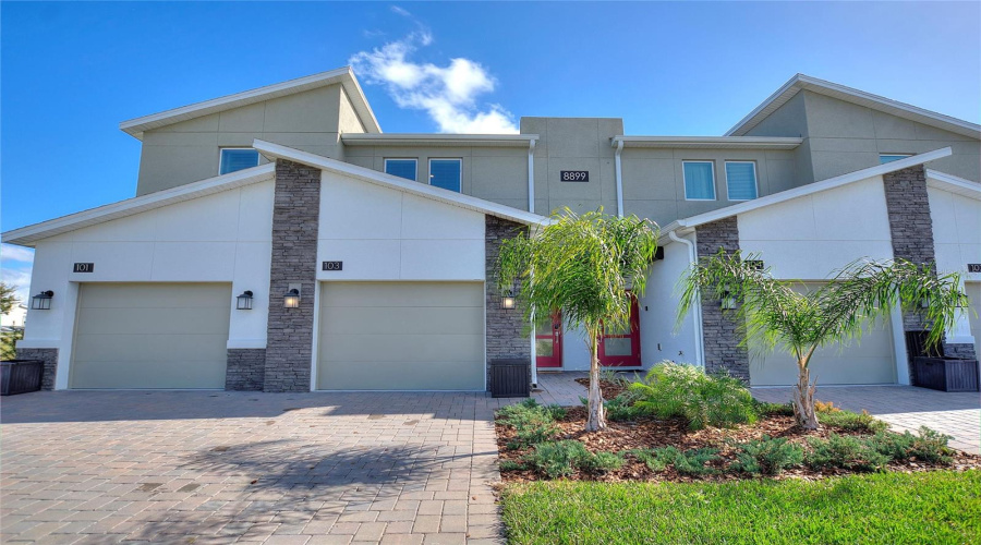 Davenport, Florida 33896, 3 Bedrooms Bedrooms, ,2 Bathroomsbathrooms,Residential,For Sale,Cabot Cliffs Dr,Mfrs5111535