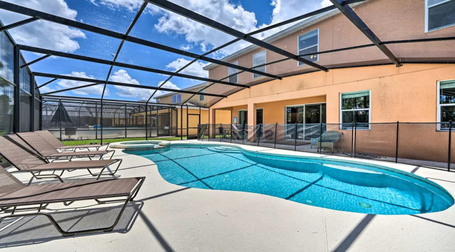 Davenport, Florida 33837, 6 Bedrooms Bedrooms, ,5 Bathroomsbathrooms,Residential,For Sale,Orange Cosmos,Mfro6173969