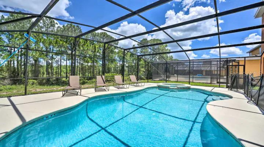 Davenport, Florida 33837, 6 Bedrooms Bedrooms, ,5 Bathroomsbathrooms,Residential,For Sale,Orange Cosmos,Mfro6173969