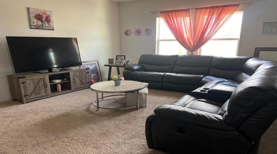 Davenport, Florida 33837, 3 Bedrooms Bedrooms, ,2 Bathroomsbathrooms,Residential,For Sale,Orchid Grove,Mfrs5108593