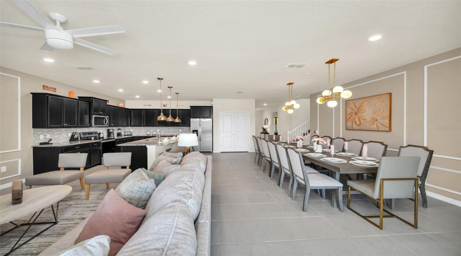 Davenport, Florida 33897, 10 Bedrooms Bedrooms, ,8 Bathroomsbathrooms,Residential,For Sale,Lana,Mfro6191499