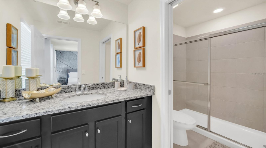 Davenport, Florida 33897, 10 Bedrooms Bedrooms, ,8 Bathroomsbathrooms,Residential,For Sale,Lana,Mfro6191499