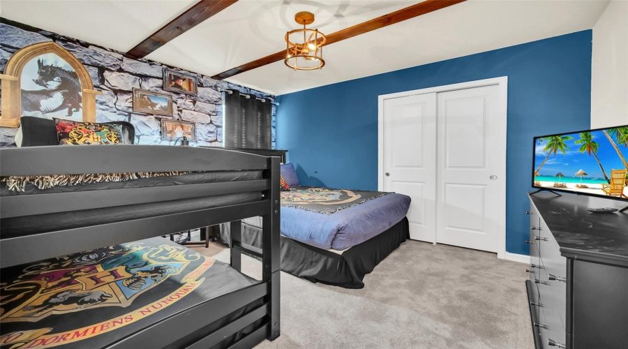 Davenport, Florida 33897, 10 Bedrooms Bedrooms, ,8 Bathroomsbathrooms,Residential,For Sale,Lana,Mfro6191499