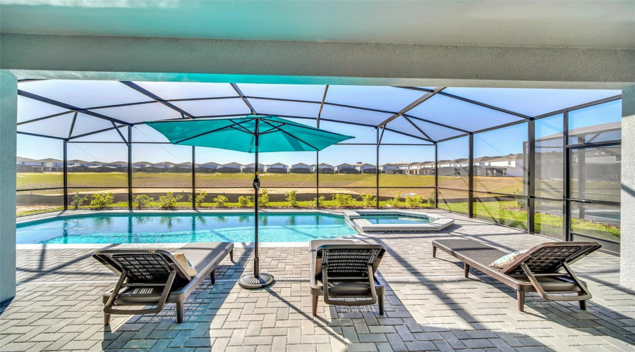 Davenport, Florida 33897, 10 Bedrooms Bedrooms, ,8 Bathroomsbathrooms,Residential,For Sale,Lana,Mfro6191499