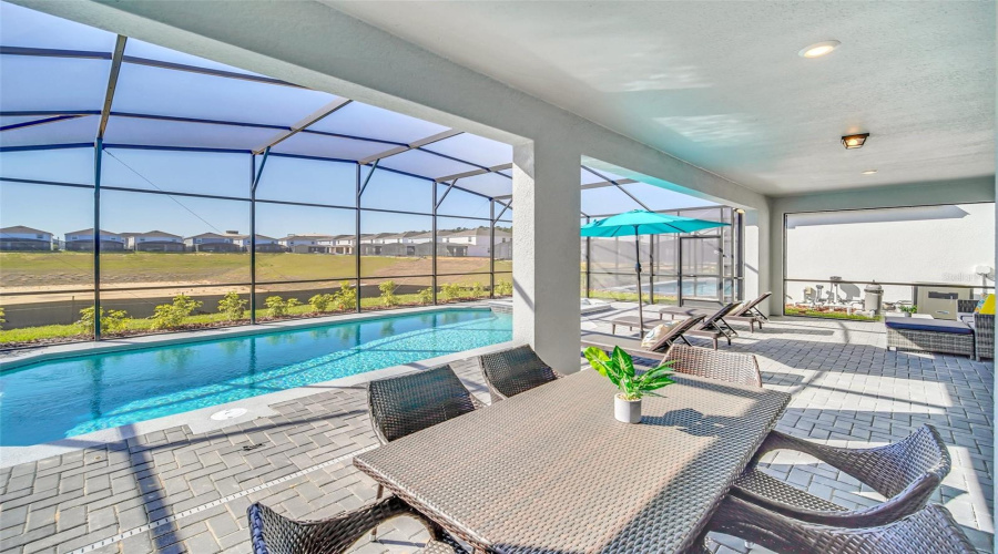 Davenport, Florida 33897, 10 Bedrooms Bedrooms, ,8 Bathroomsbathrooms,Residential,For Sale,Lana,Mfro6191499