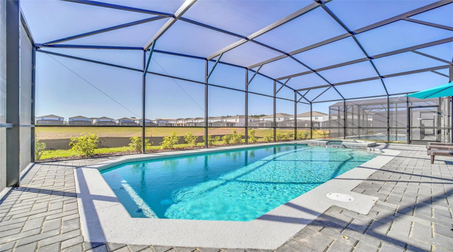 Davenport, Florida 33897, 10 Bedrooms Bedrooms, ,8 Bathroomsbathrooms,Residential,For Sale,Lana,Mfro6191499
