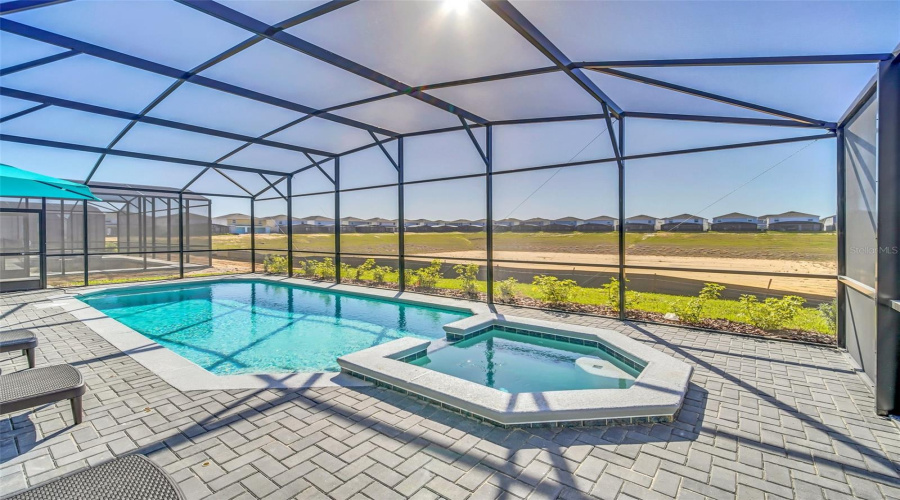 Davenport, Florida 33897, 10 Bedrooms Bedrooms, ,8 Bathroomsbathrooms,Residential,For Sale,Lana,Mfro6191499
