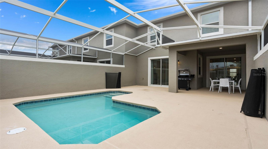 Davenport, Florida 33896, 4 Bedrooms Bedrooms, ,3 Bathroomsbathrooms,Residential,For Sale,Leader,Mfrs5121604