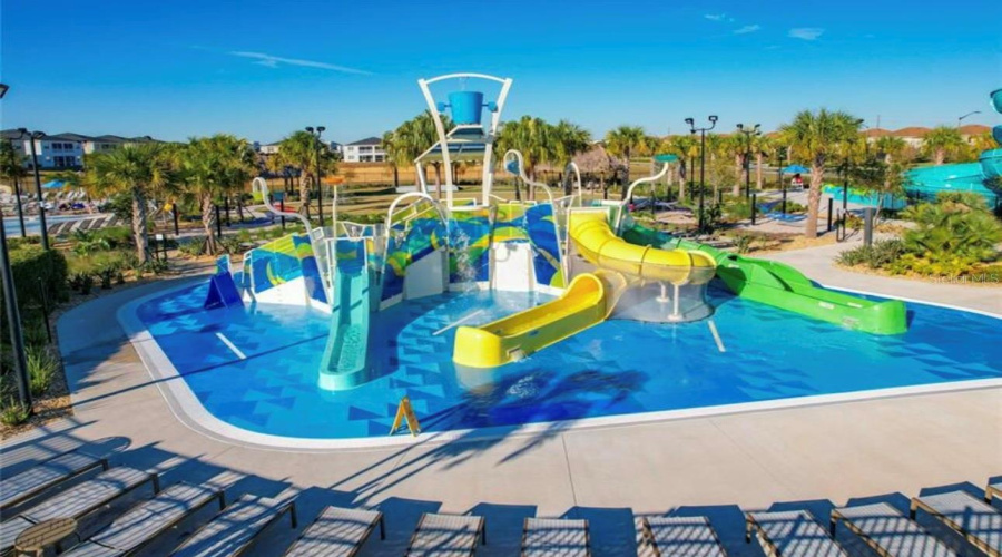 Davenport, Florida 33896, 4 Bedrooms Bedrooms, ,3 Bathroomsbathrooms,Residential,For Sale,Leader,Mfrs5121604
