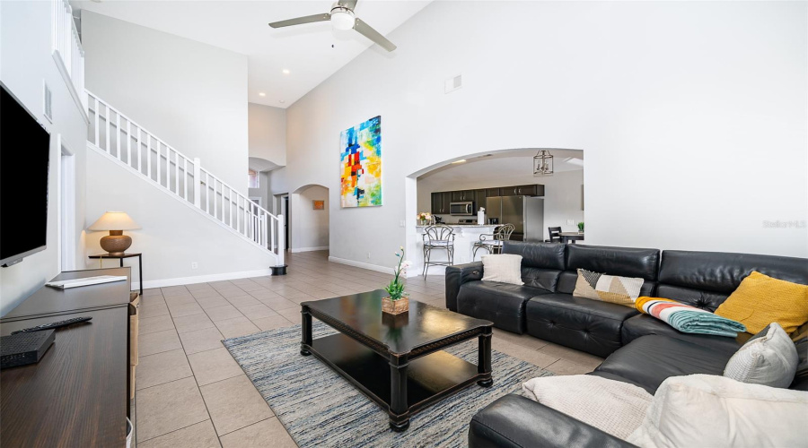 Davenport, Florida 33837, 5 Bedrooms Bedrooms, ,4 Bathroomsbathrooms,Residential,For Sale,Paloma,Mfro6286334