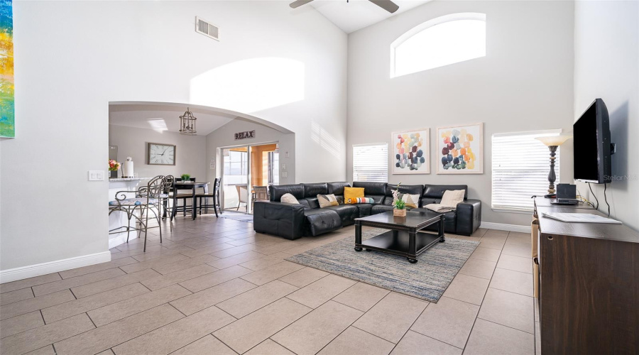 Davenport, Florida 33837, 5 Bedrooms Bedrooms, ,4 Bathroomsbathrooms,Residential,For Sale,Paloma,Mfro6286334