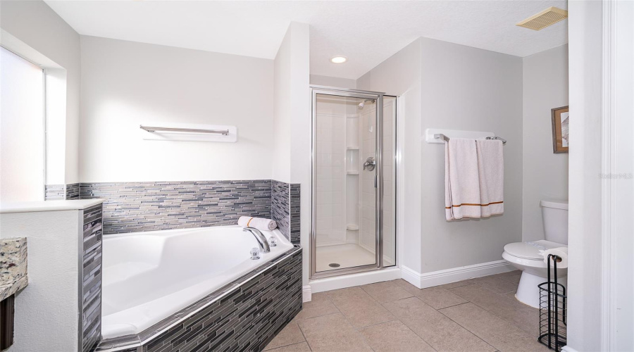 Davenport, Florida 33837, 5 Bedrooms Bedrooms, ,4 Bathroomsbathrooms,Residential,For Sale,Paloma,Mfro6286334