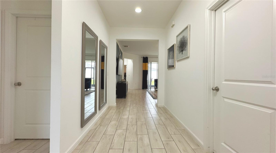 Davenport, Florida 33837, 4 Bedrooms Bedrooms, ,2 Bathroomsbathrooms,Residential,For Sale,Disa,Mfrs5122405
