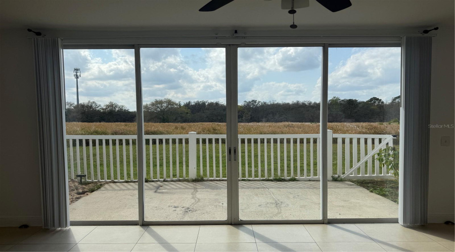 Davenport, Florida 33897, 4 Bedrooms Bedrooms, ,3 Bathroomsbathrooms,Residential,For Sale,Caribbean,Mfro6288697