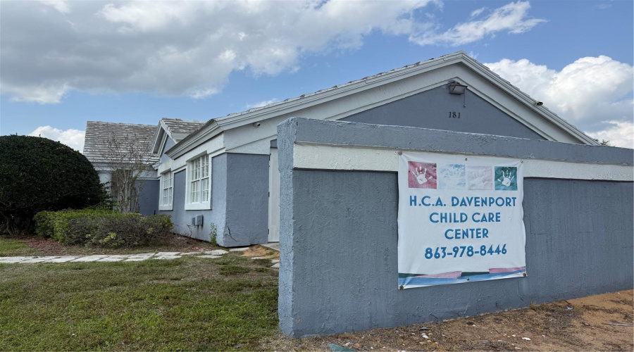Davenport, Florida 33897, 4 Bedrooms Bedrooms, ,3 Bathroomsbathrooms,Residential,For Sale,Caribbean,Mfro6288697