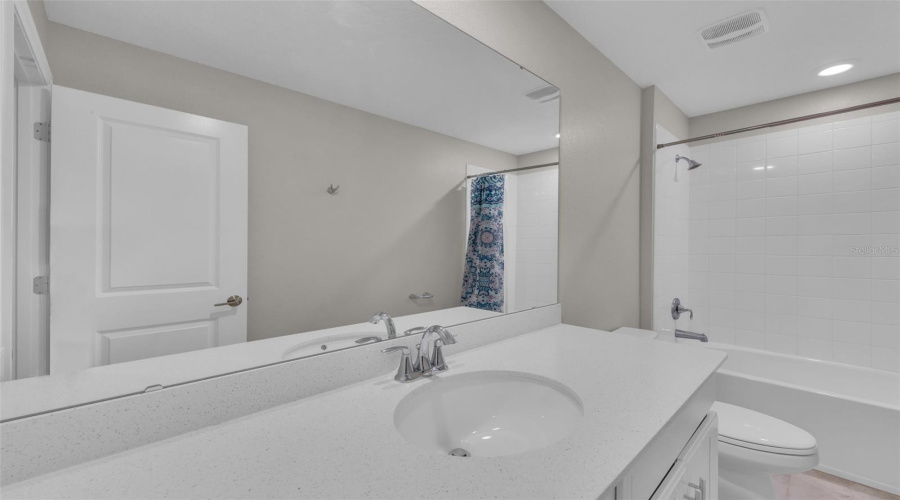 Davenport, Florida 33837, 4 Bedrooms Bedrooms, ,2 Bathroomsbathrooms,Residential,For Sale,Oak Blossom,Mfro6287678
