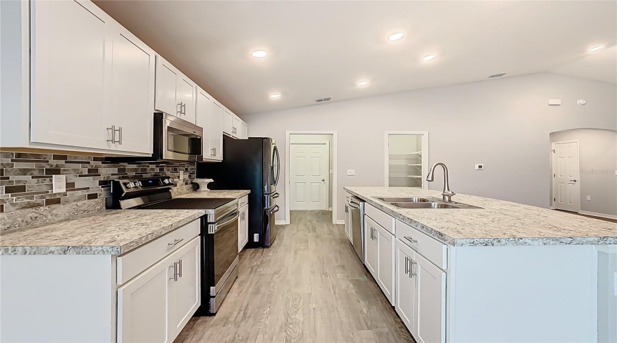 Davenport, Florida 33837, 3 Bedrooms Bedrooms, ,2 Bathroomsbathrooms,Residential,For Sale,Bandon Dunes,Mfro6288051