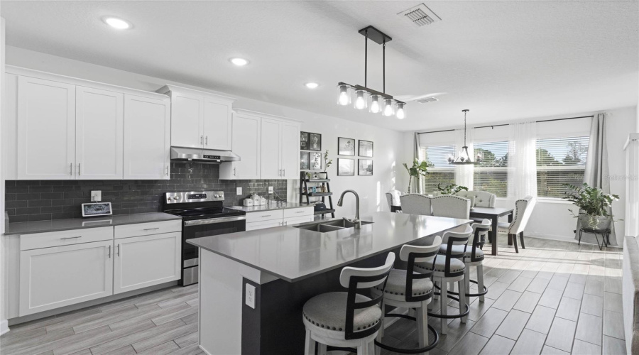 DAVENPORT, Florida 33837, 4 Bedrooms Bedrooms, ,2 BathroomsBathrooms,Residential,For Sale,CAMDEN LN,0,MFRS5122428