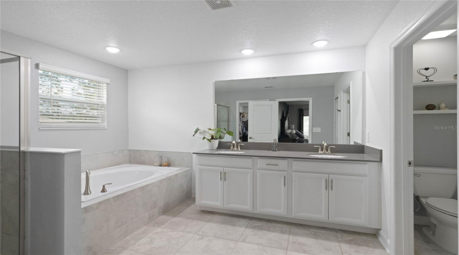 DAVENPORT, Florida 33837, 4 Bedrooms Bedrooms, ,2 BathroomsBathrooms,Residential,For Sale,CAMDEN LN,0,MFRS5122428
