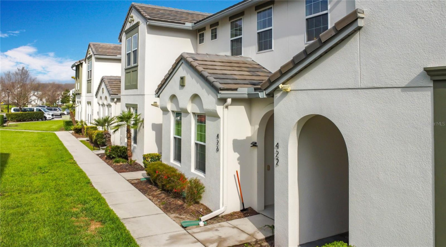 Davenport, Florida 33896, 4 Bedrooms Bedrooms, ,3 Bathroomsbathrooms,Residential,For Sale,Captiva,Mfrs5122448