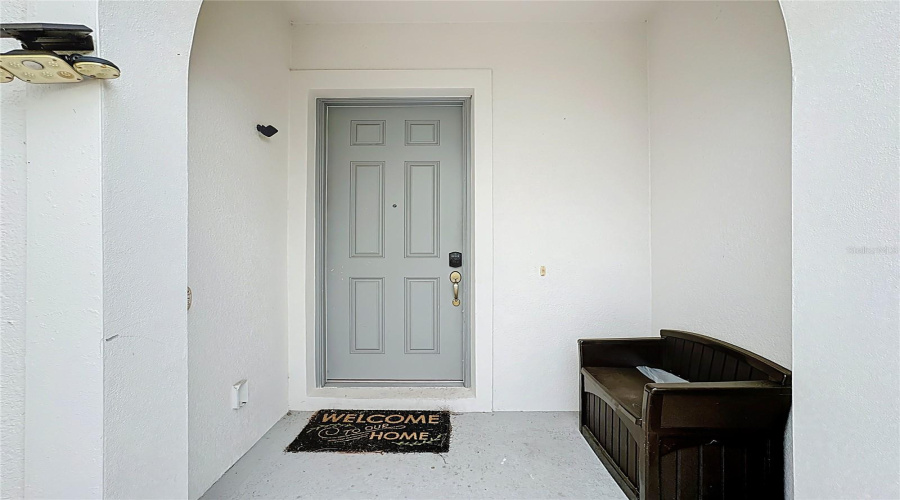 Davenport, Florida 33896, 4 Bedrooms Bedrooms, ,3 Bathroomsbathrooms,Residential,For Sale,Captiva,Mfrs5122448