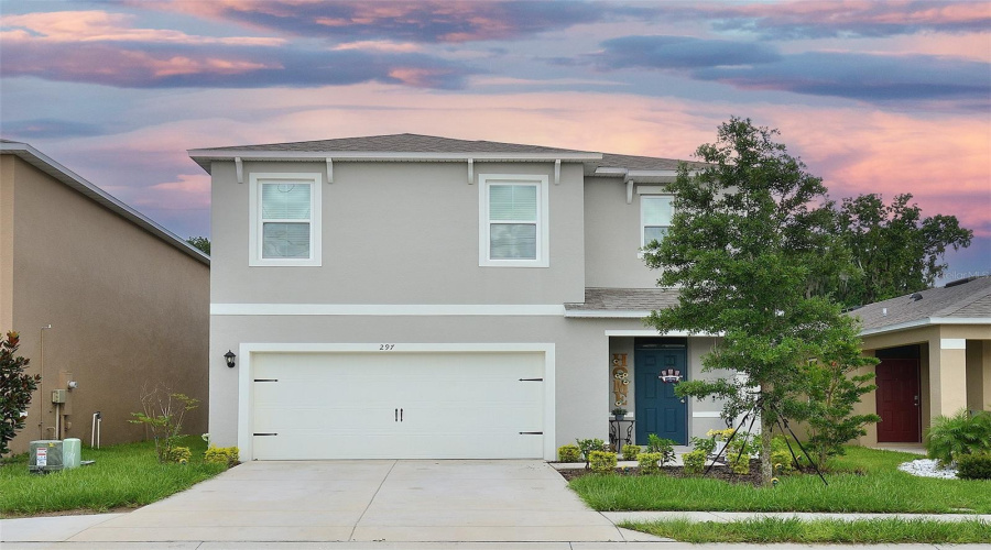 Davenport, Florida 33837, 5 Bedrooms Bedrooms, ,3 Bathroomsbathrooms,Residential,For Sale,Gina,Mfrs5122491