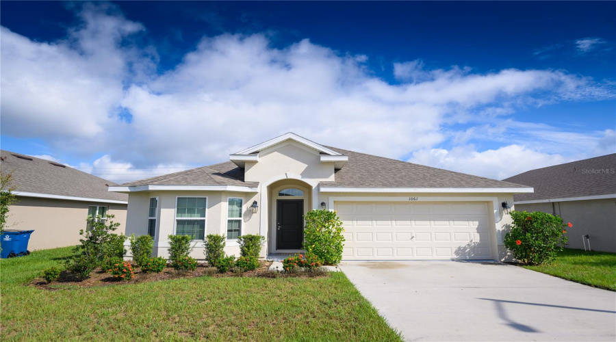 Davenport, Florida 33837, 3 Bedrooms Bedrooms, ,2 Bathroomsbathrooms,Residential,For Sale,Citrus Landings,Mfrs5122400