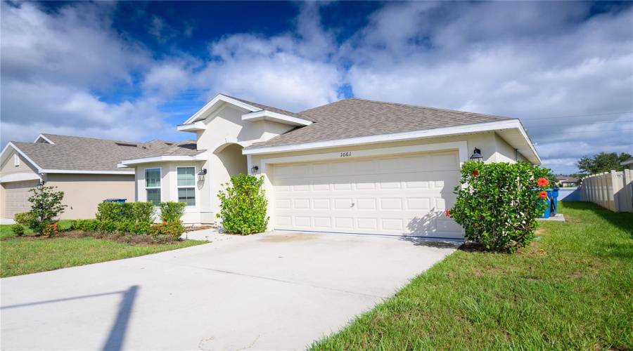 Davenport, Florida 33837, 3 Bedrooms Bedrooms, ,2 Bathroomsbathrooms,Residential,For Sale,Citrus Landings,Mfrs5122400