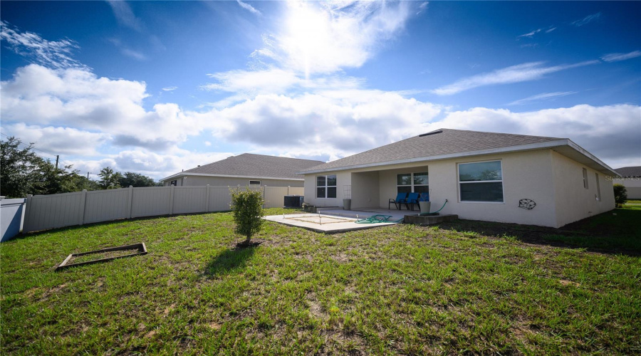 Davenport, Florida 33837, 3 Bedrooms Bedrooms, ,2 Bathroomsbathrooms,Residential,For Sale,Citrus Landings,Mfrs5122400