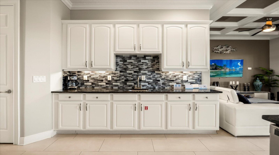Reunion, Florida 34747, 5 Bedrooms Bedrooms, ,4 Bathroomsbathrooms,Residential,For Sale,Golden Bear,Mfrs5121647