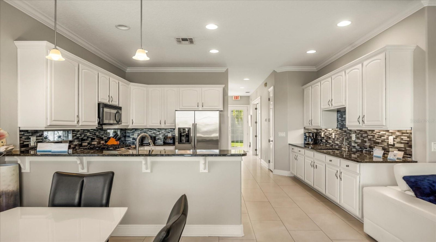 Reunion, Florida 34747, 5 Bedrooms Bedrooms, ,4 Bathroomsbathrooms,Residential,For Sale,Golden Bear,Mfrs5121647