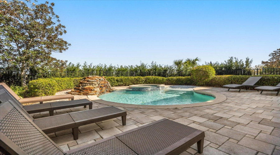 Reunion, Florida 34747, 5 Bedrooms Bedrooms, ,4 Bathroomsbathrooms,Residential,For Sale,Golden Bear,Mfrs5121647
