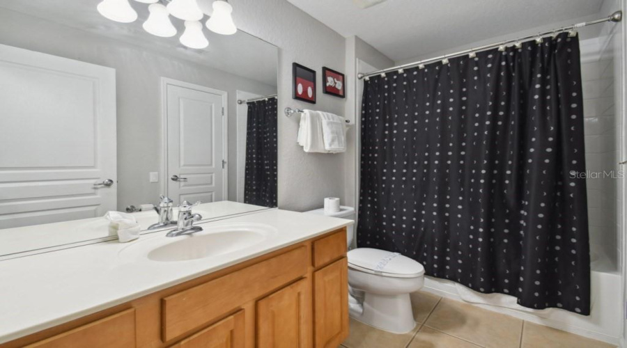 KISSIMMEE, Florida 34747, 5 Bedrooms Bedrooms, ,5 BathroomsBathrooms,Residential,For Sale,ARCHFELD,0,MFRO6289223