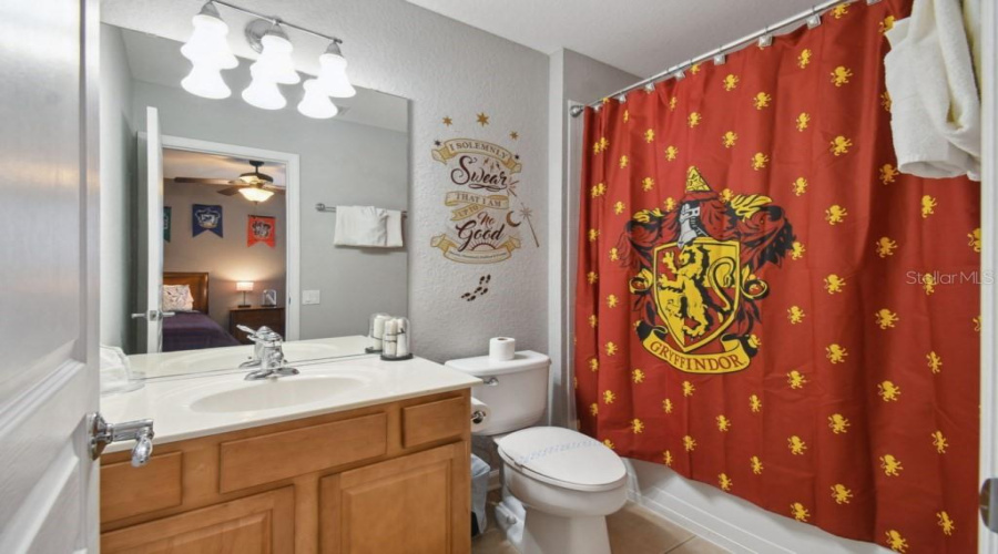 KISSIMMEE, Florida 34747, 5 Bedrooms Bedrooms, ,5 BathroomsBathrooms,Residential,For Sale,ARCHFELD,0,MFRO6289223