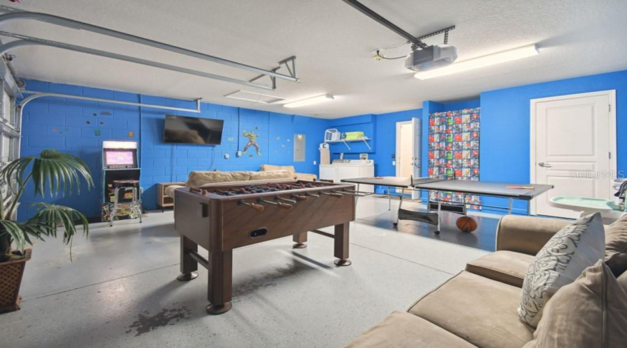 KISSIMMEE, Florida 34747, 5 Bedrooms Bedrooms, ,5 BathroomsBathrooms,Residential,For Sale,ARCHFELD,0,MFRO6289223