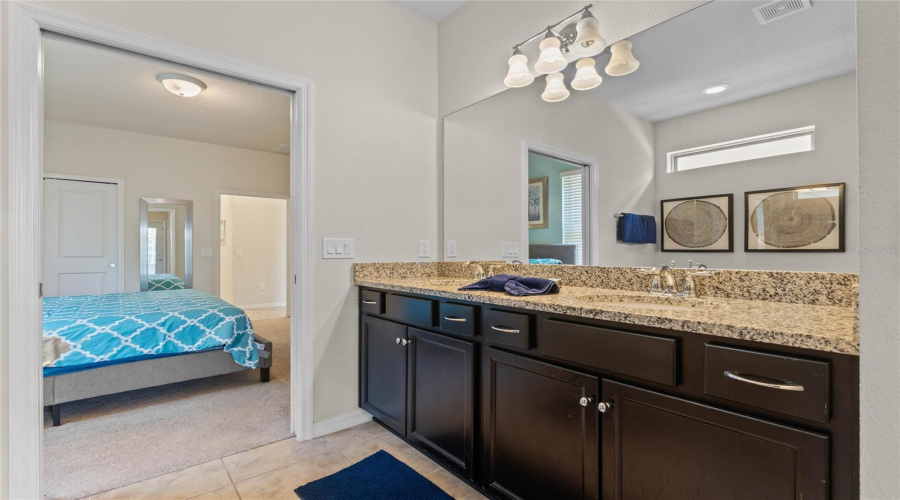 Davenport, Florida 33837, 7 Bedrooms Bedrooms, ,5 Bathroomsbathrooms,Residential,For Sale,Misty Oak,Mfrs5114123