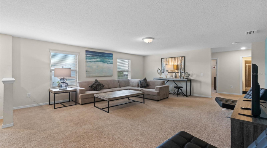 Davenport, Florida 33837, 7 Bedrooms Bedrooms, ,5 Bathroomsbathrooms,Residential,For Sale,Misty Oak,Mfrs5114123