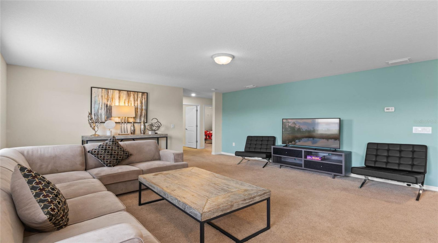Davenport, Florida 33837, 7 Bedrooms Bedrooms, ,5 Bathroomsbathrooms,Residential,For Sale,Misty Oak,Mfrs5114123