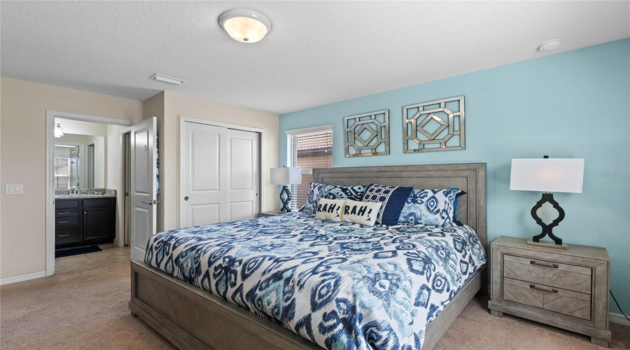Davenport, Florida 33837, 7 Bedrooms Bedrooms, ,5 Bathroomsbathrooms,Residential,For Sale,Misty Oak,Mfrs5114123