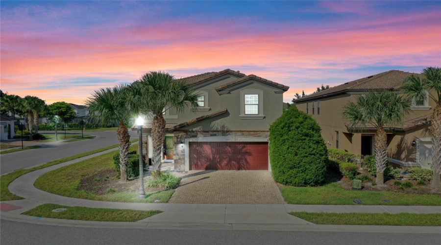 Davenport, Florida 33837, 7 Bedrooms Bedrooms, ,5 Bathroomsbathrooms,Residential,For Sale,Misty Oak,Mfrs5114123