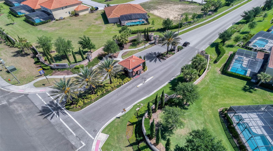 Davenport, Florida 33837, 7 Bedrooms Bedrooms, ,5 Bathroomsbathrooms,Residential,For Sale,Misty Oak,Mfrs5114123