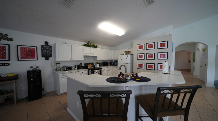 Kissimmee, Florida 34746, 4 Bedrooms Bedrooms, ,3 Bathroomsbathrooms,Residential,For Sale,Cumbrian Lakes,Mfrs5111363